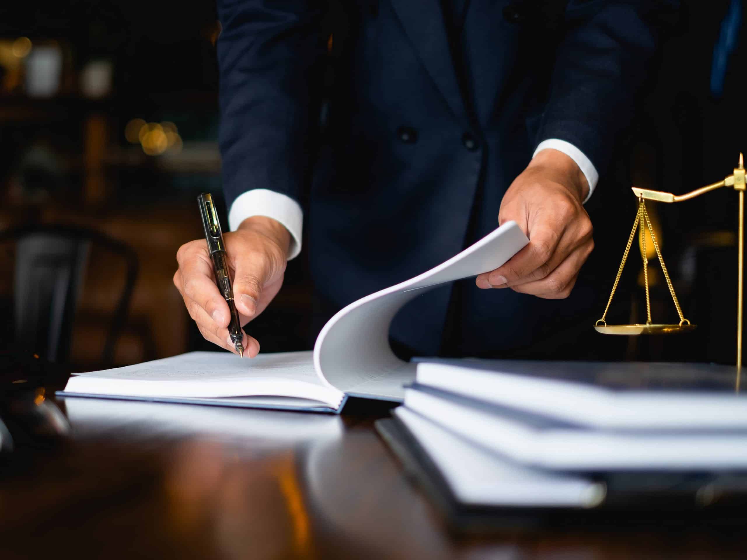Entenda a importancia do direito empresarial para seu negocio scaled