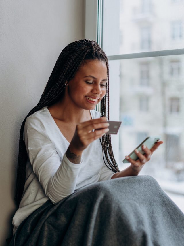 cropped-pexels-mikhail-nilov-6969616-scaled-1.jpg
