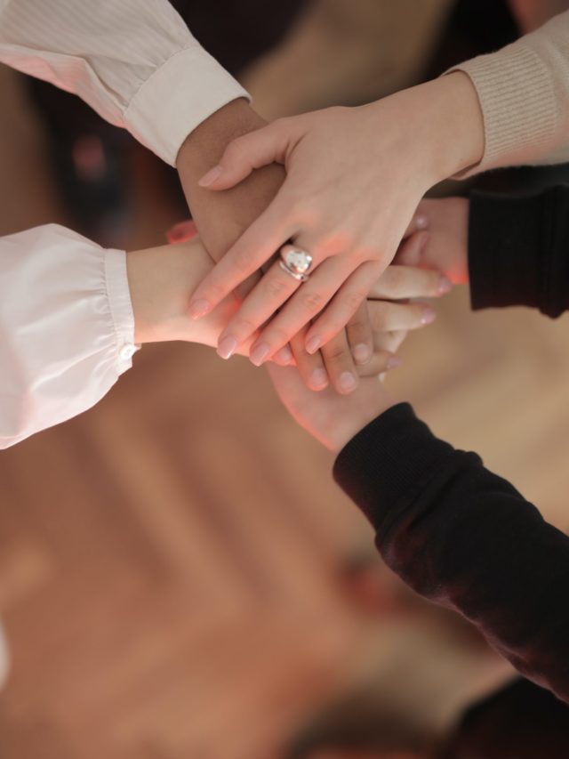 cropped-pexels-andrea-piacquadio-3830752-scaled-1.jpg