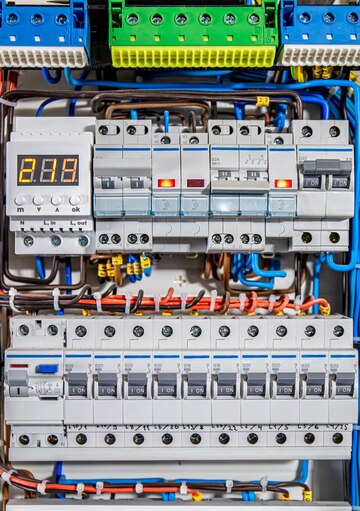 distribuidor de tensao com interruptores automaticos fundo eletrico 169016 24590 2