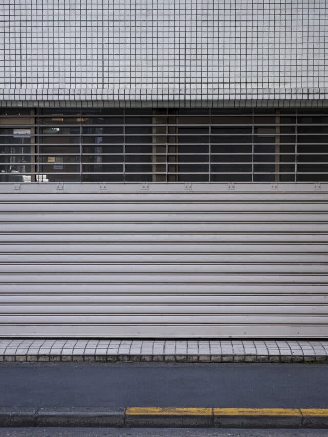 abstract-minimal-background-with-floor