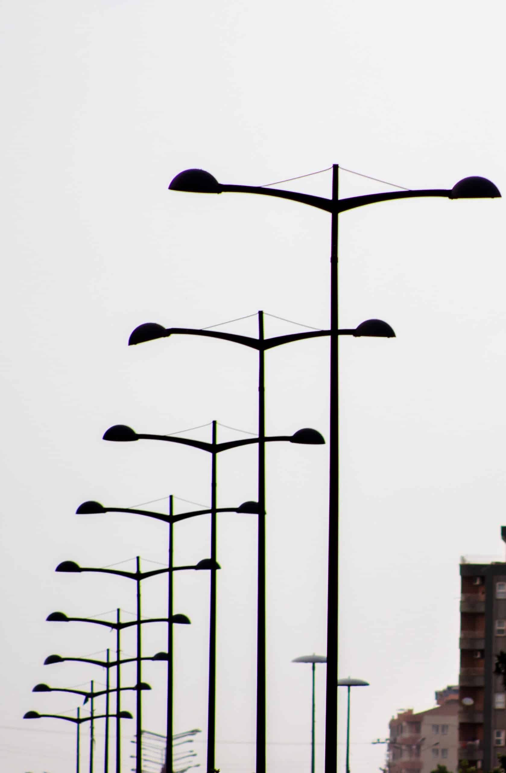 Poste de luz preço