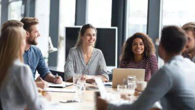 Como reter talentos em um mercado competitivo
