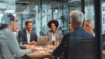 Como economizar tempo em reuniões de trabalho