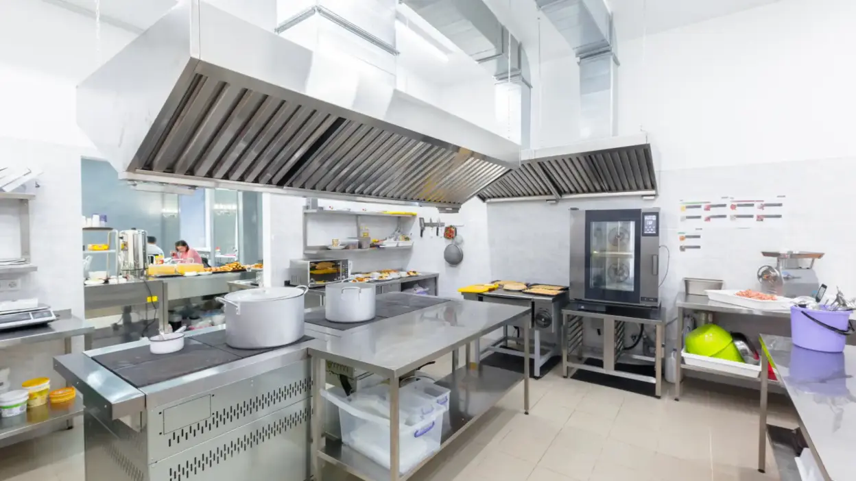 cozinha comercial industrial modernizada