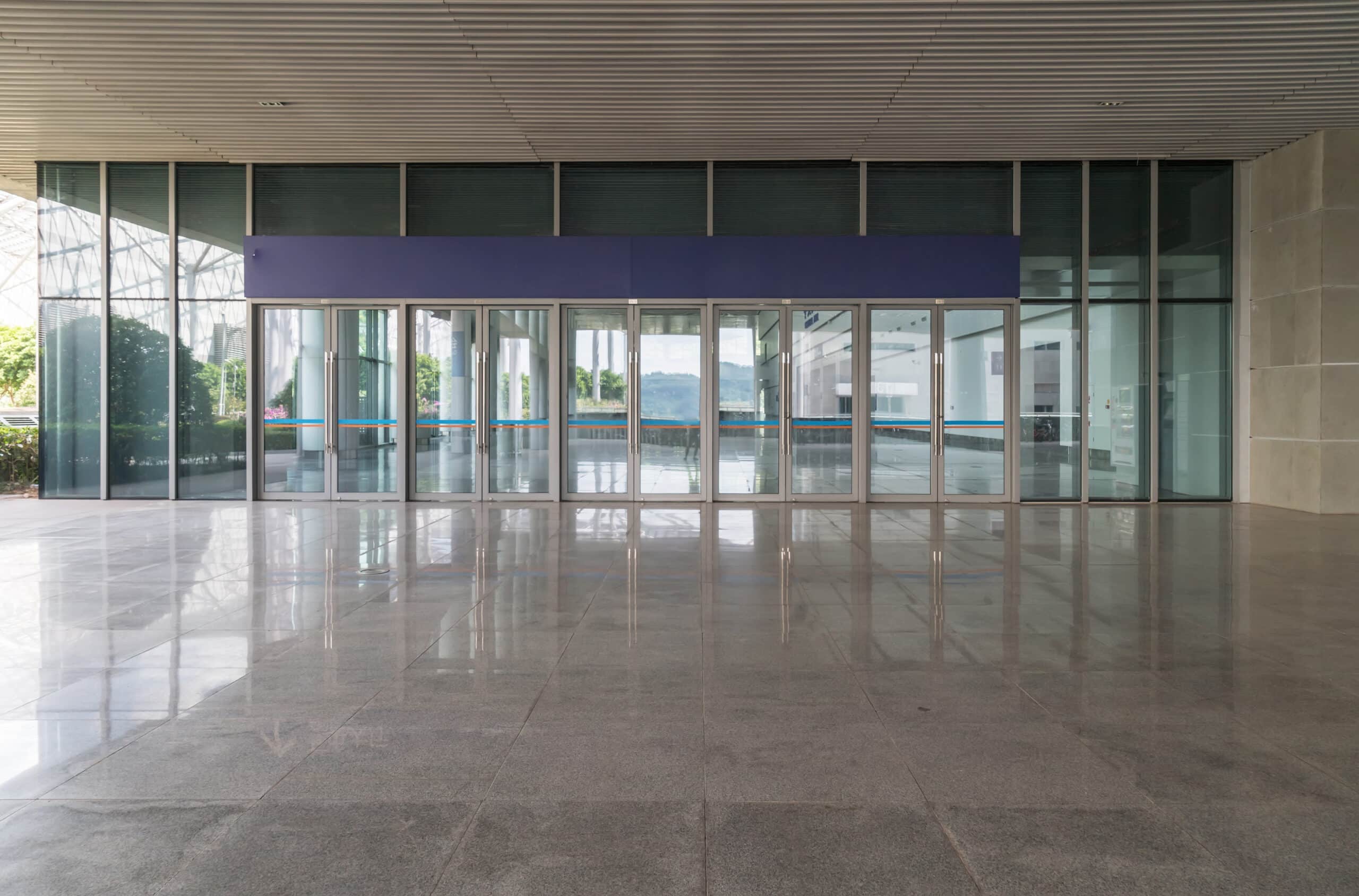 O Que Avaliar Antes de Instalar Portas Automáticas em Hospitais