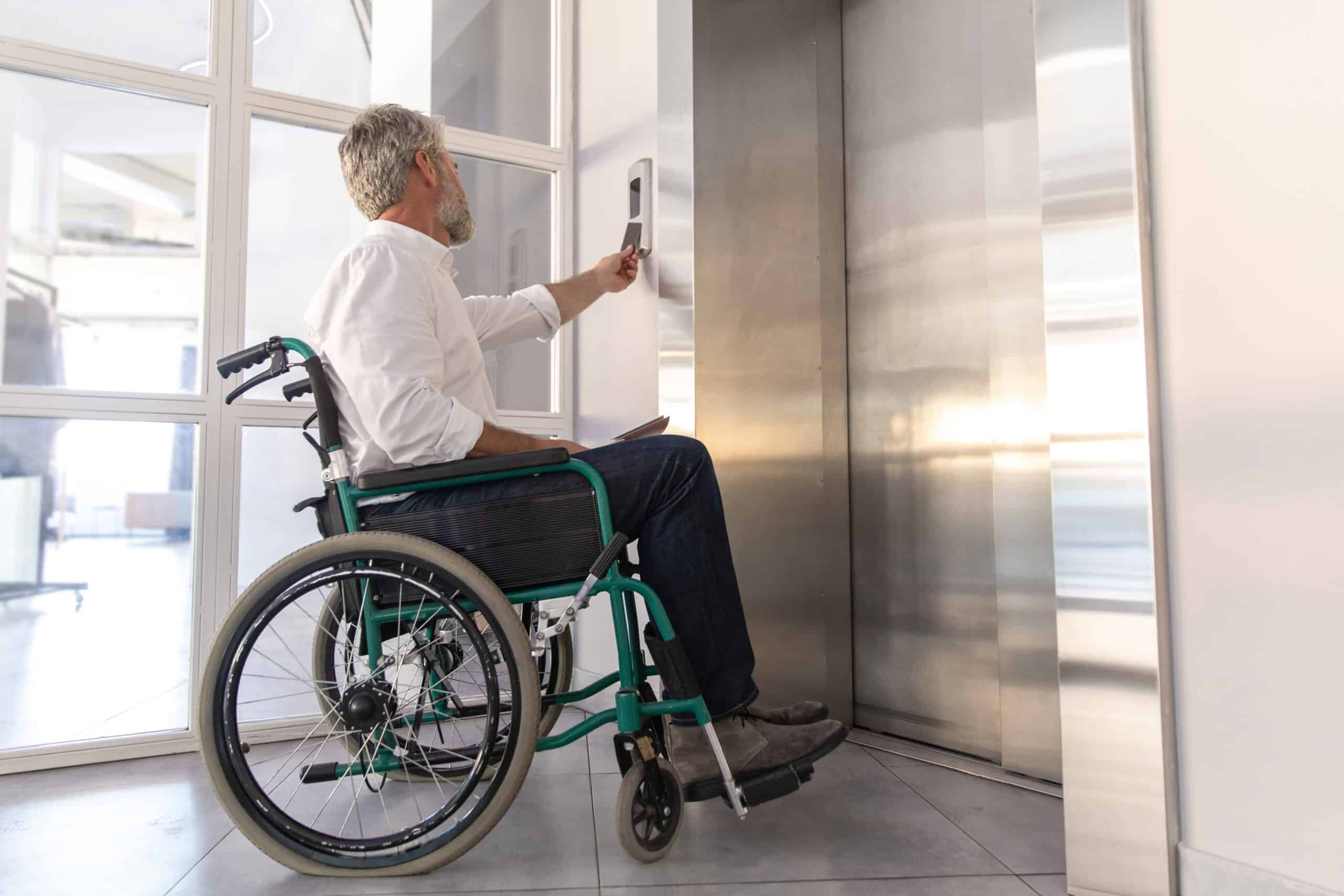 Branding Emocional em Acessibilidade com Foco em Elevadores Residenciais Pequenos para Idosos