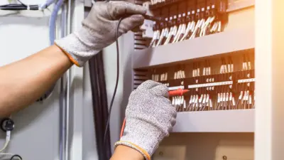 Montagem de Quadro Elétrico Trifásico