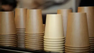 copo de papel para café