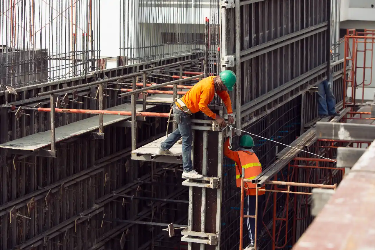 Sinais de Desgaste em Estruturas Metálicas