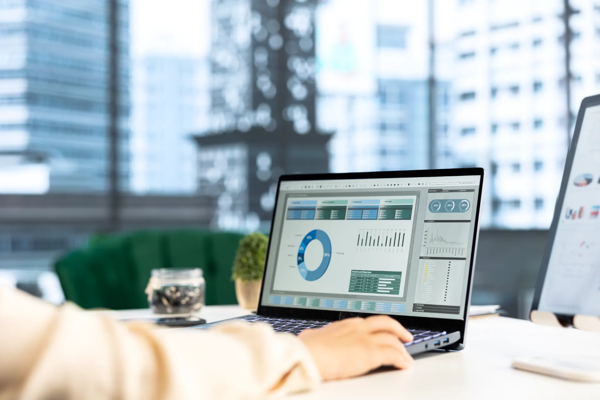 Como usar dados do CRM para identificar oportunidades de cross-sell B2B