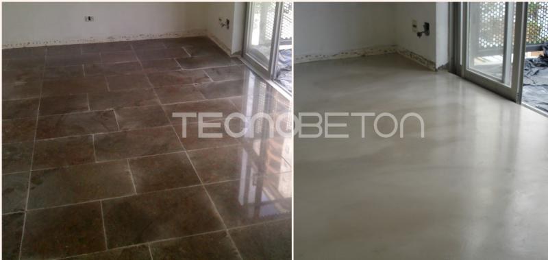 Cimento queimado sobre piso: quando dá para aplicar 3 Comparação lado a lado: à esquerda, sala com piso de placas escuras; à direita, a mesma sala com piso cimentício claro