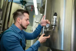 Como calcular a força de um cilindro hidráulico e dimensionar o êmbolo 2 cilindro